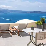 Elegant Santorini Villas Villas Aloia Private Hot Tub Air Conditioning 1 Bedrooms Oia