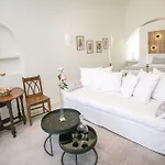 Elegant Santorini Villas Villas Aloia Private Hot Tub Air Conditioning 1 Bedrooms Oia