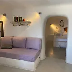 Theodora Suites (Adults Only)