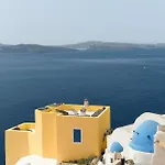 Ilivatos - Elegant Villa On The Caldera\'S Edge