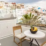 La Petite Suite In Oia -Volcano View