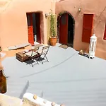 Villa Nostalgia