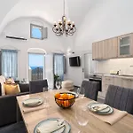 Sunup Lux Villa