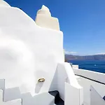 Caldera Romance Cave Villa Oia, Santorini Private Terrace Outdoor Hot Tub Spectacular Sunset Caldera Views Traditional Cave-Style Luxury,
