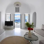 Lcv Oia Lathouri Cave Villa With Heated Plunge Pool