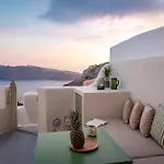 Kyrkos Collection