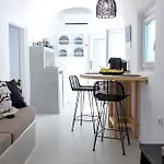 Delta Suites