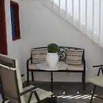 Santoimage House