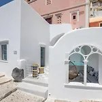 Namaste Suites By Oias Local Cavehouses