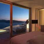 Echoes Luxury Suites (Adults Only)