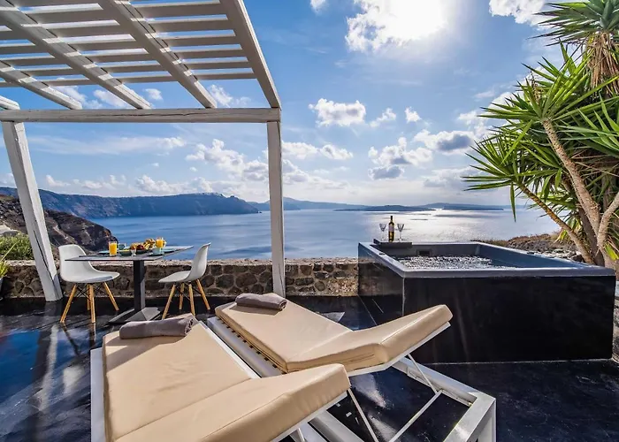 Solstice Luxury Suites