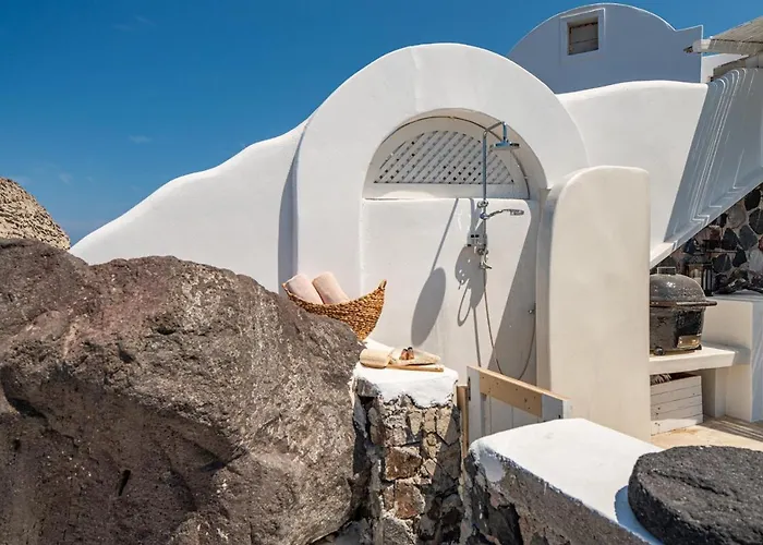 Ovs Oia The Villa Ode Santorini