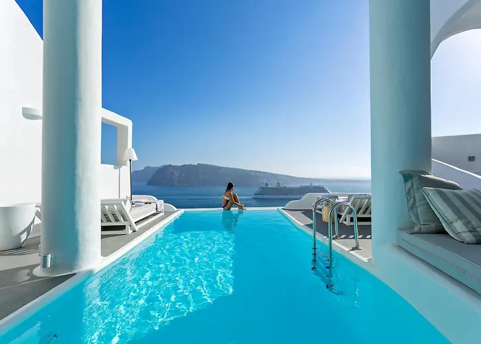 Charisma Suites (Adults Only)