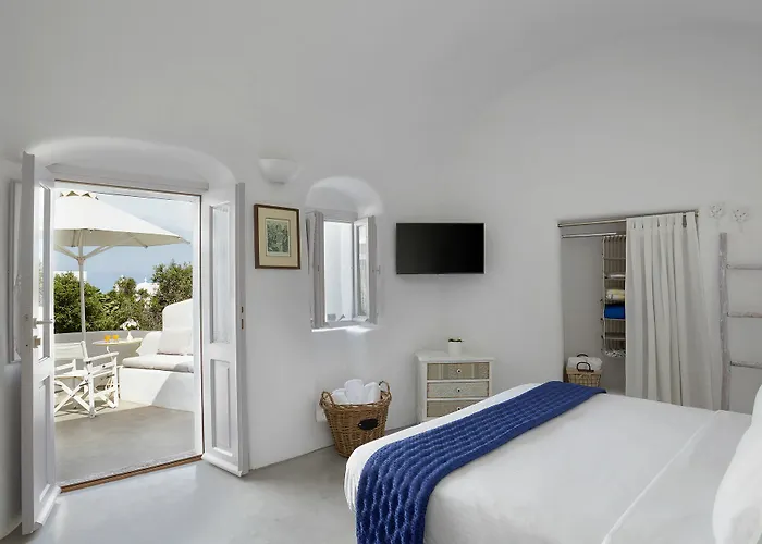 Naftilos Houses