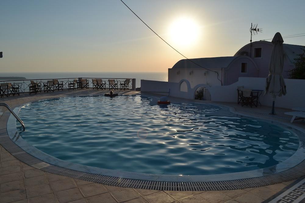 Ether Sunset 3* Oia (Santorini)