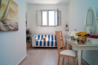 Museum Wellness Hotel Oia (Santorini)