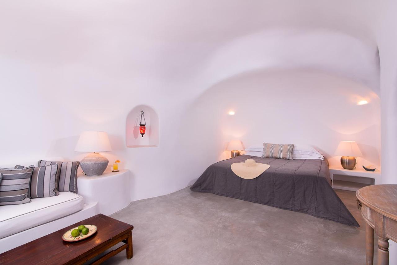 Pezoules Of Hotel Ia