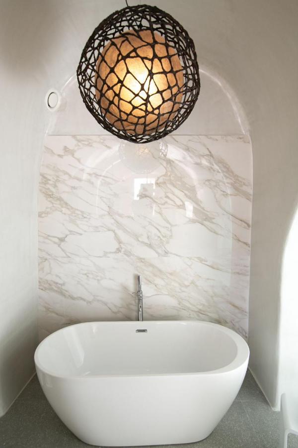 Elegant Santorini Villa Ioulia Private Pool Air Conditioning 3 Bedrooms Villa Oia (Santorini)