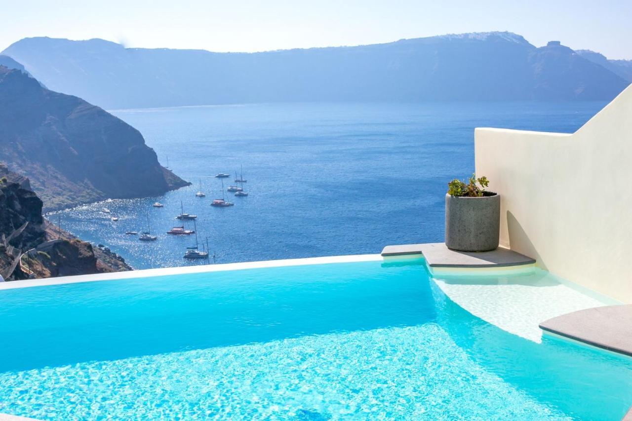 Elegant Santorini Villa Ioulia Private Pool Air Conditioning 3 Bedrooms Villa *