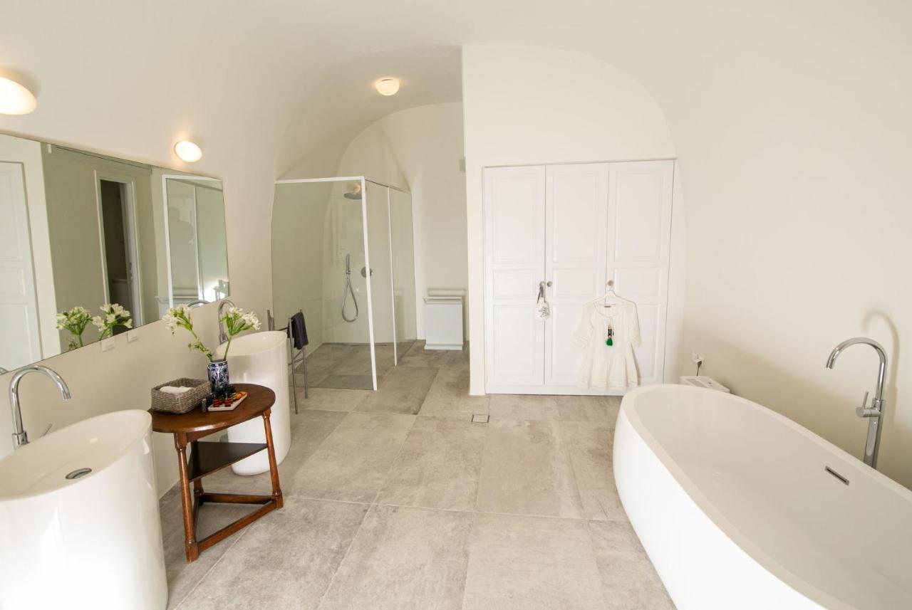Elegant Santorini Aloia Private Hot Tub Air Conditioning 1 Bedrooms Villa *