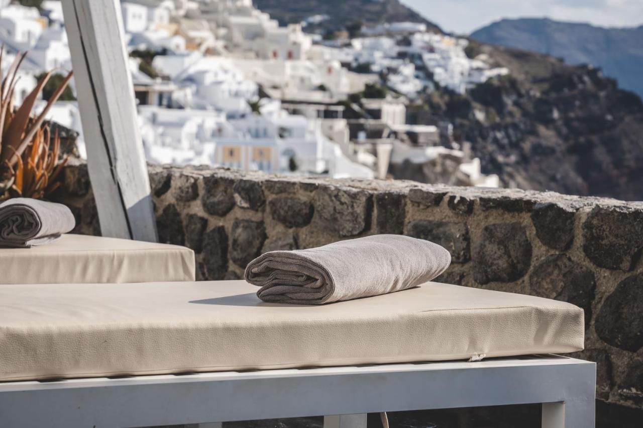 Solstice Luxury Oia (Santorini)