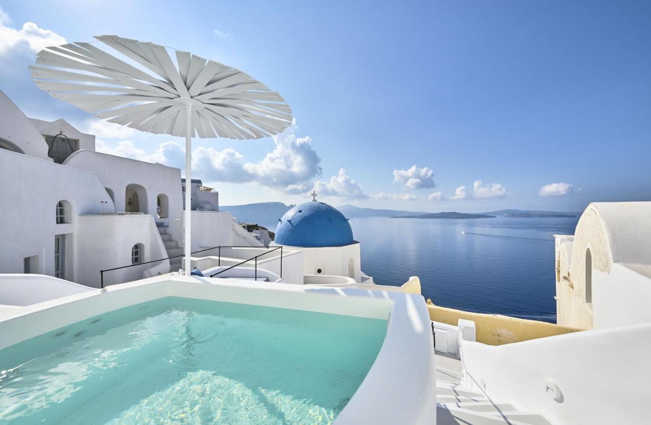 Cave * Oia (Santorini)