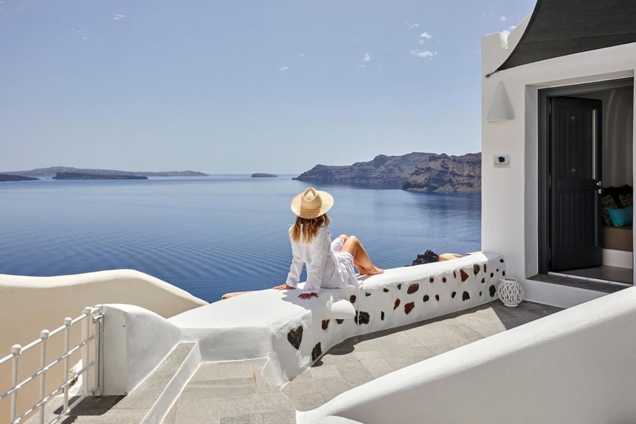 Blue Art Caves Villa Oia (Santorini)