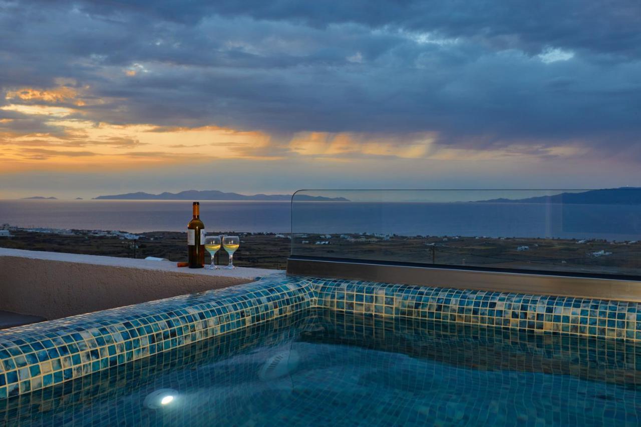 Alyvia Apartment Oia (Santorini)