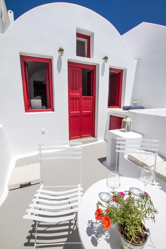 Hector Cave House * Oia (Santorini)