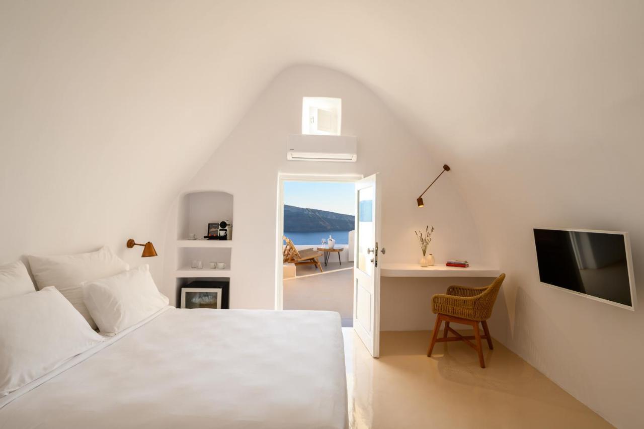 Canvas Villa Ia
