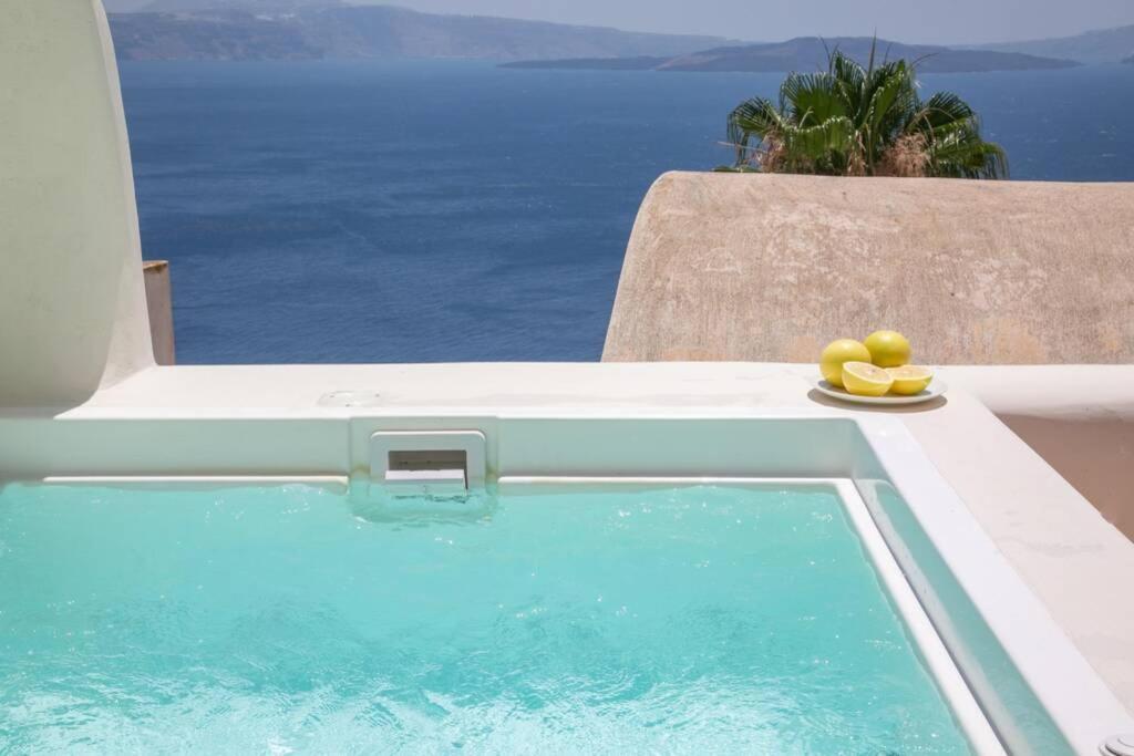 Dionyssos Cave House Villa