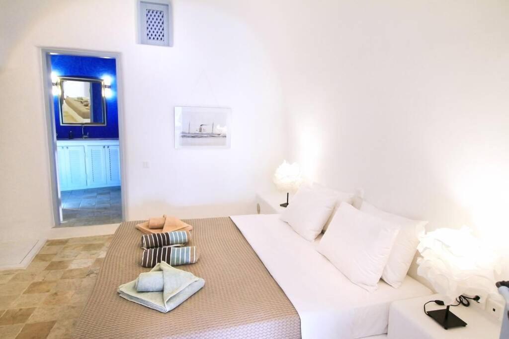 Villa Dionyssos Cave House