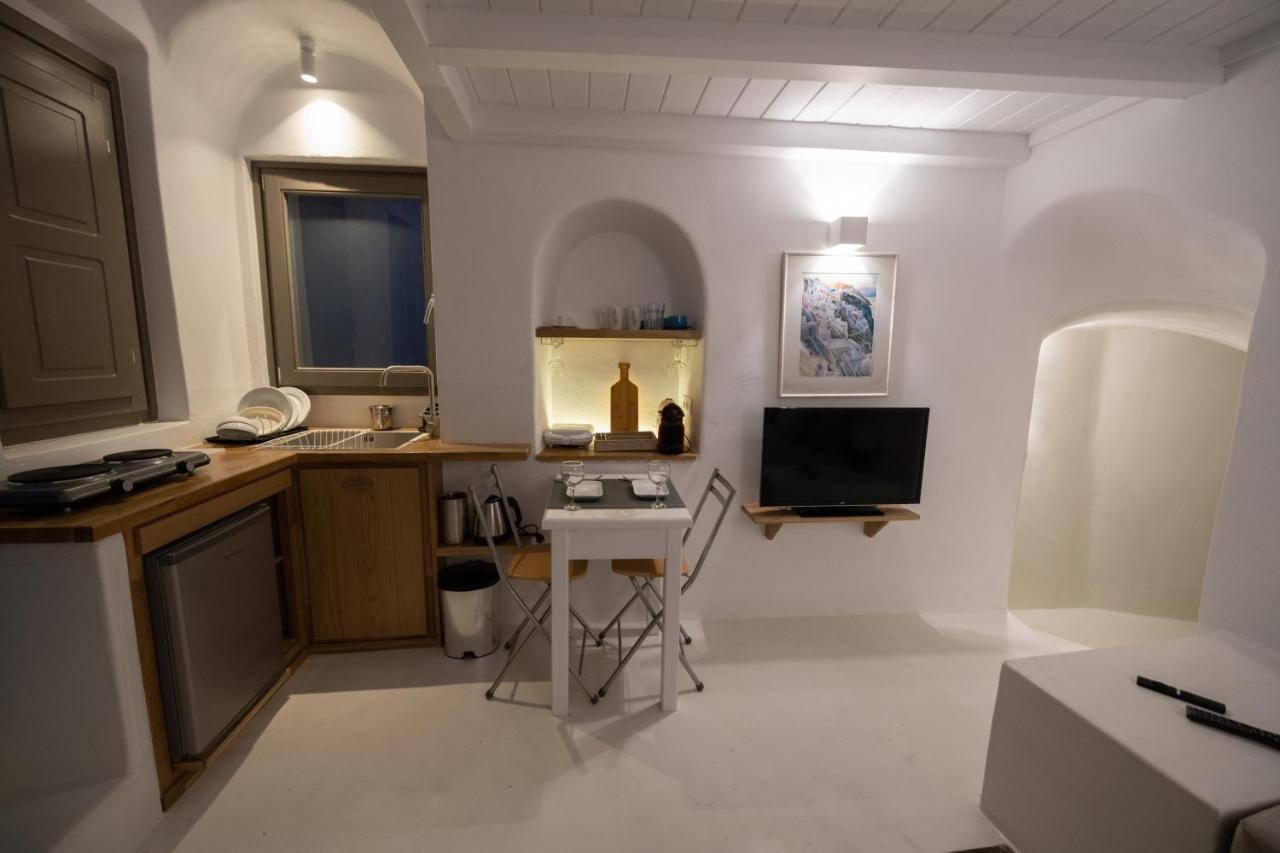 Astrea Notus Dome House *