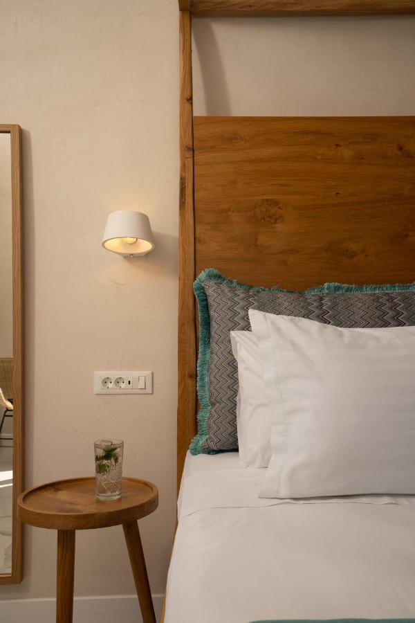 Gala Suites Oia (Santorini)