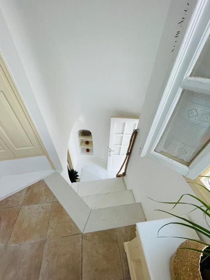Blue Sky Cave House * Oia (Santorini)
