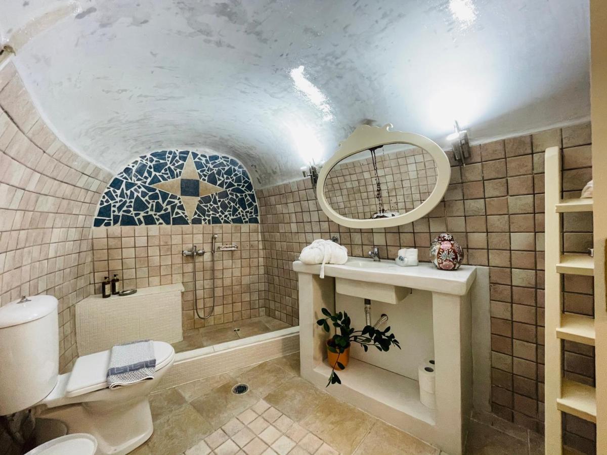 Blue Sky Cave House Villa