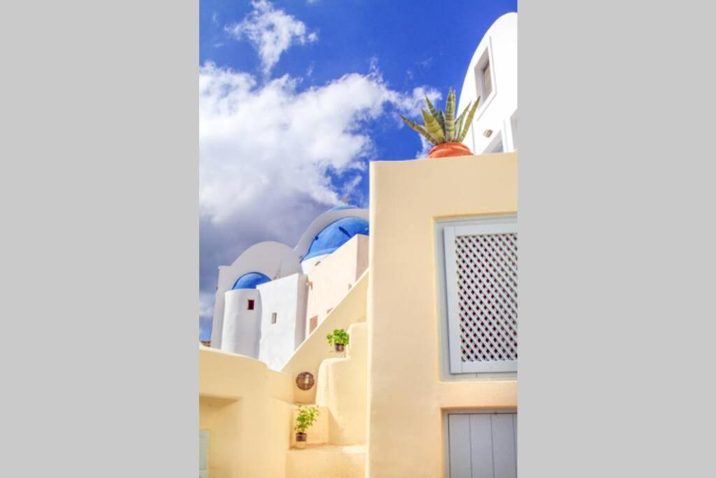 Dionyssos Cave House Villa