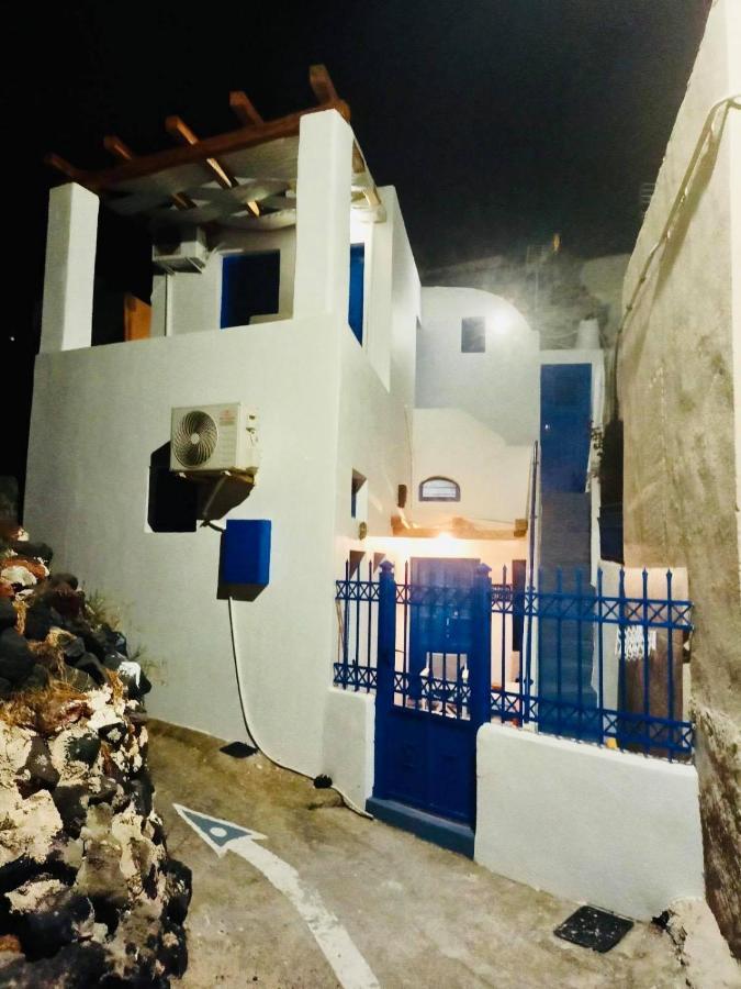 Vi Sta Finikias * Oia (Santorini)