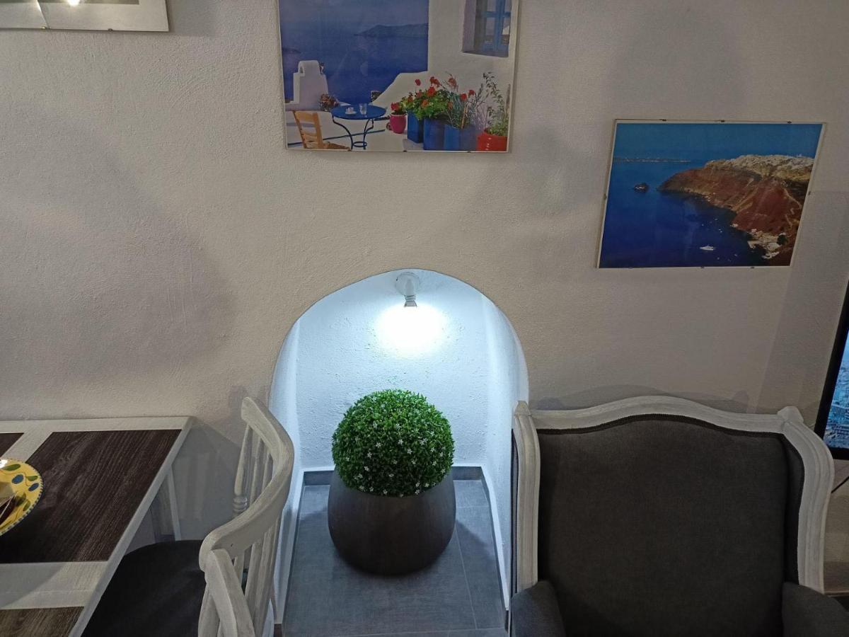 Villa Vi Sta Finikias *