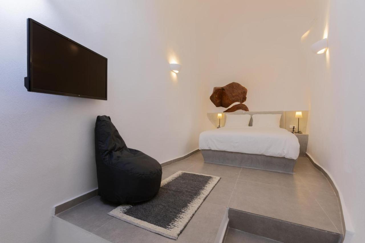Ammoudi Sunset Cave Santorini Apartment