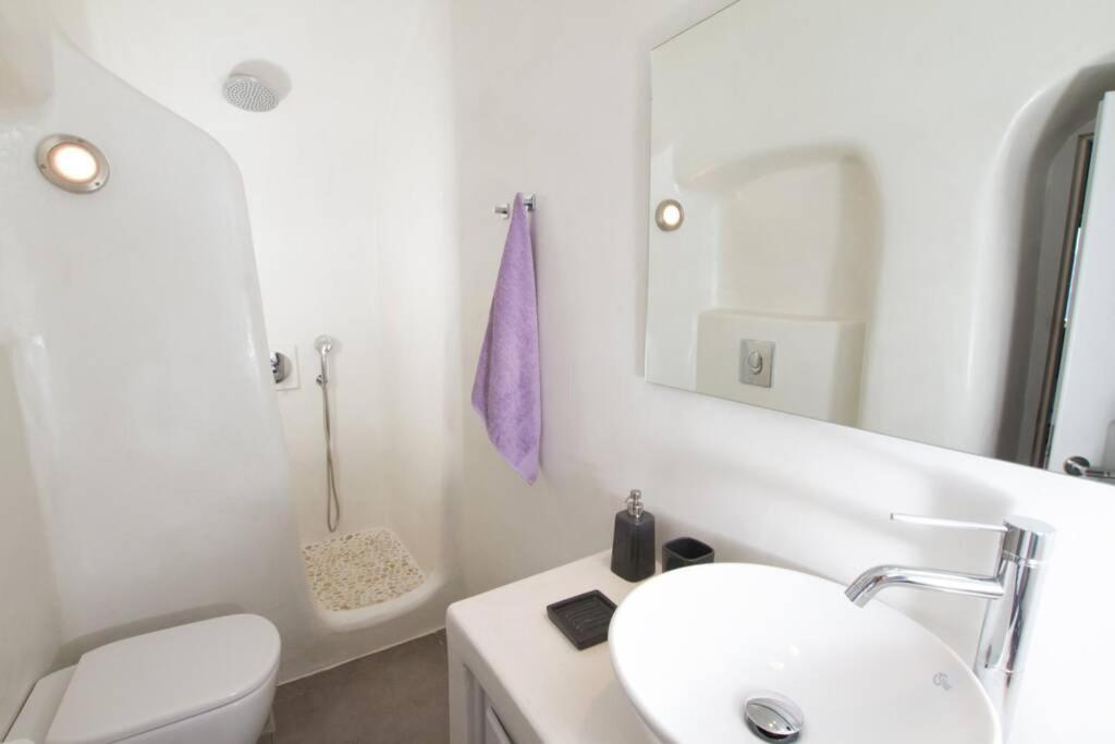 Twin Cave House Holiday home *
