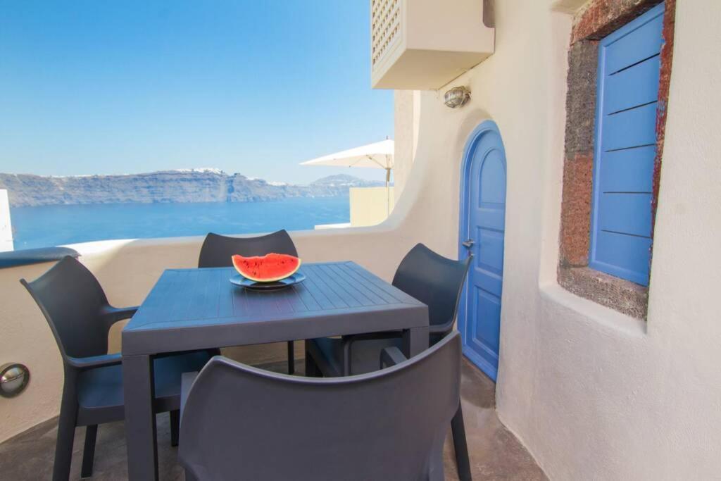 Twin Cave House Holiday home Oia (Santorini)