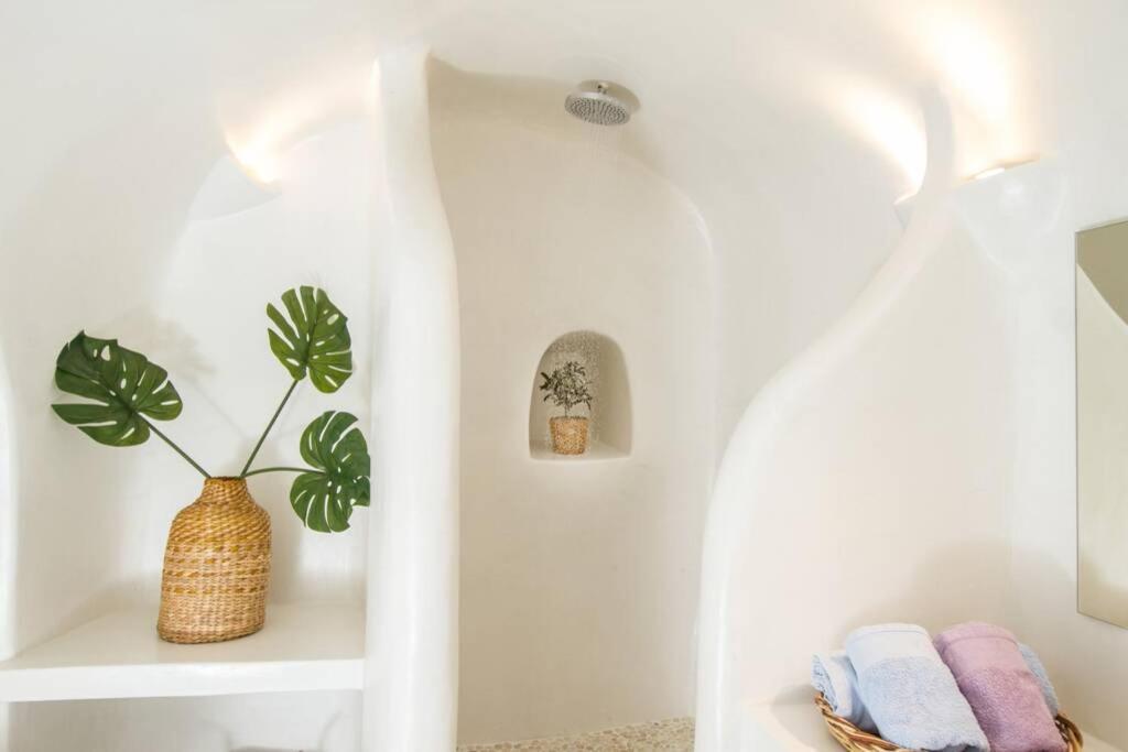 Holiday home Twin Cave House