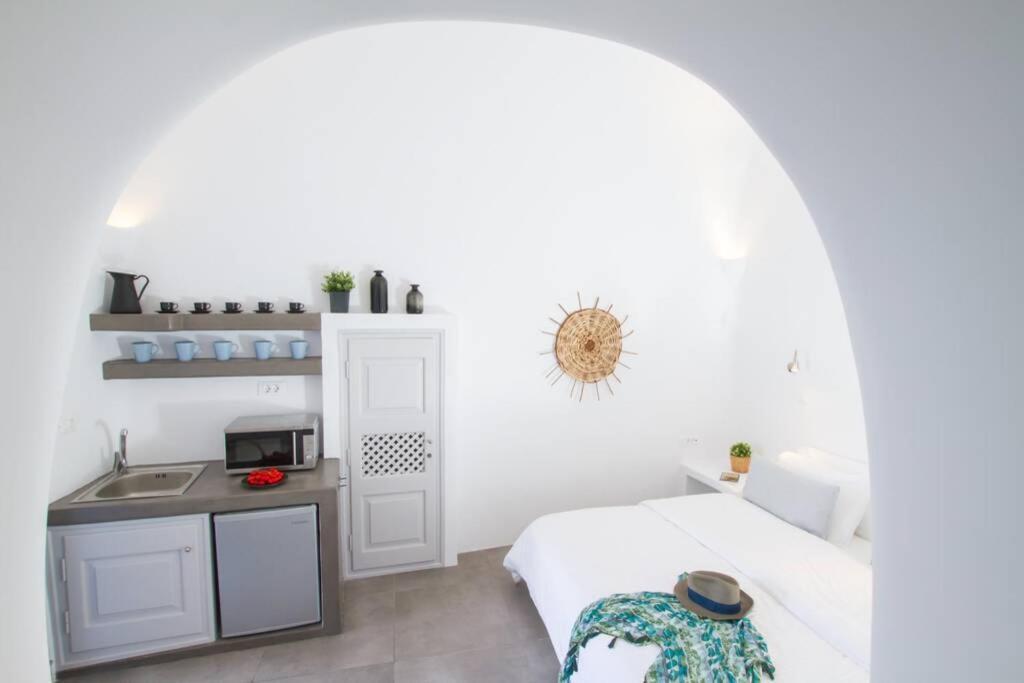 Twin Cave House