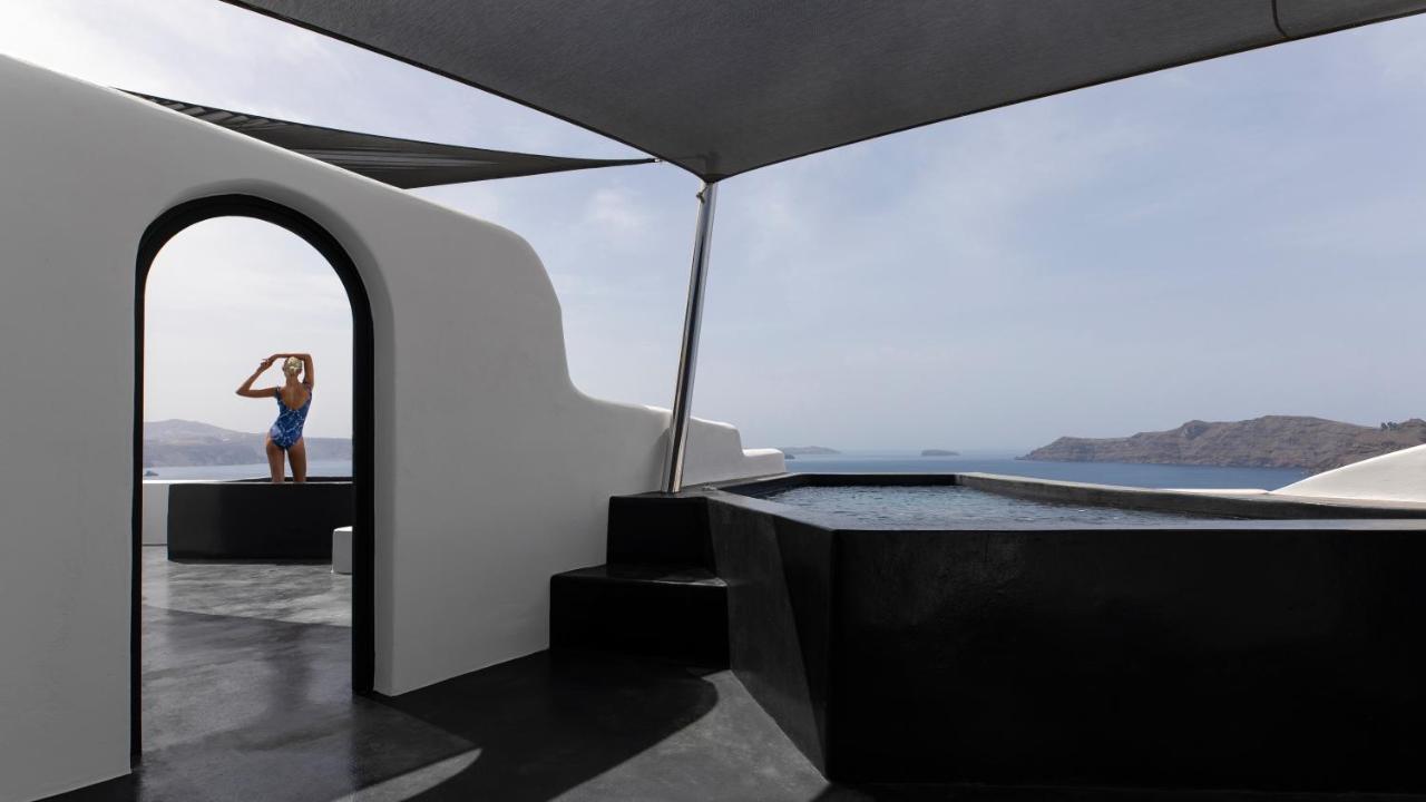 Hotel Abyss