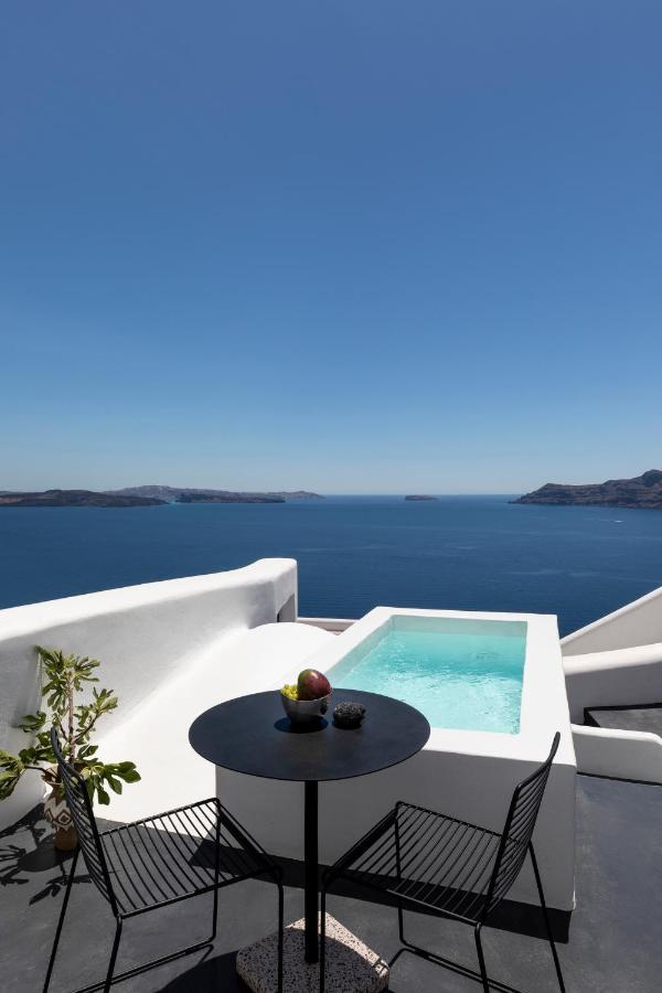 Abyss Oia (Santorini)