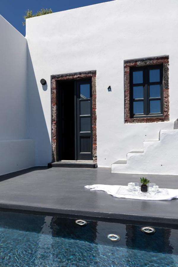 Abyss Oia (Santorini)