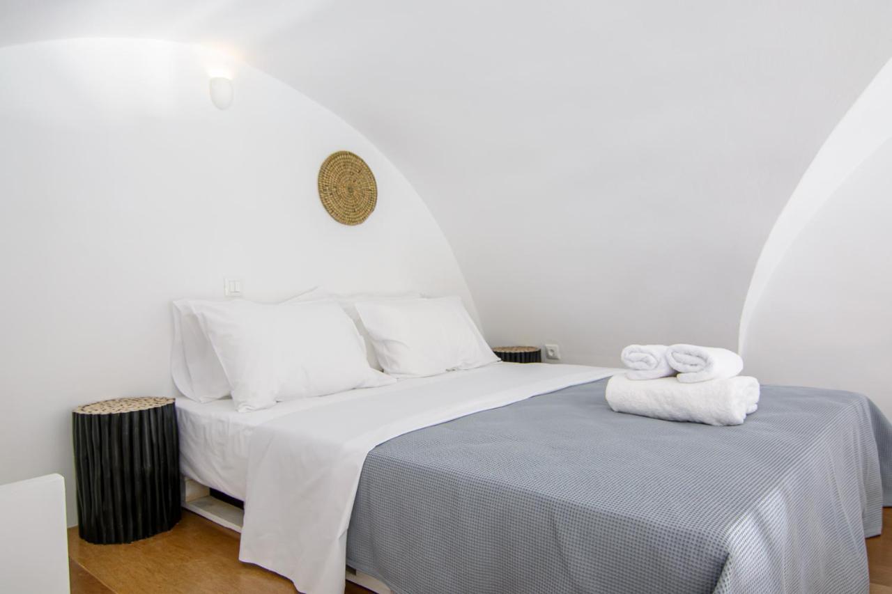 Arcadoia House Oia (Santorini)