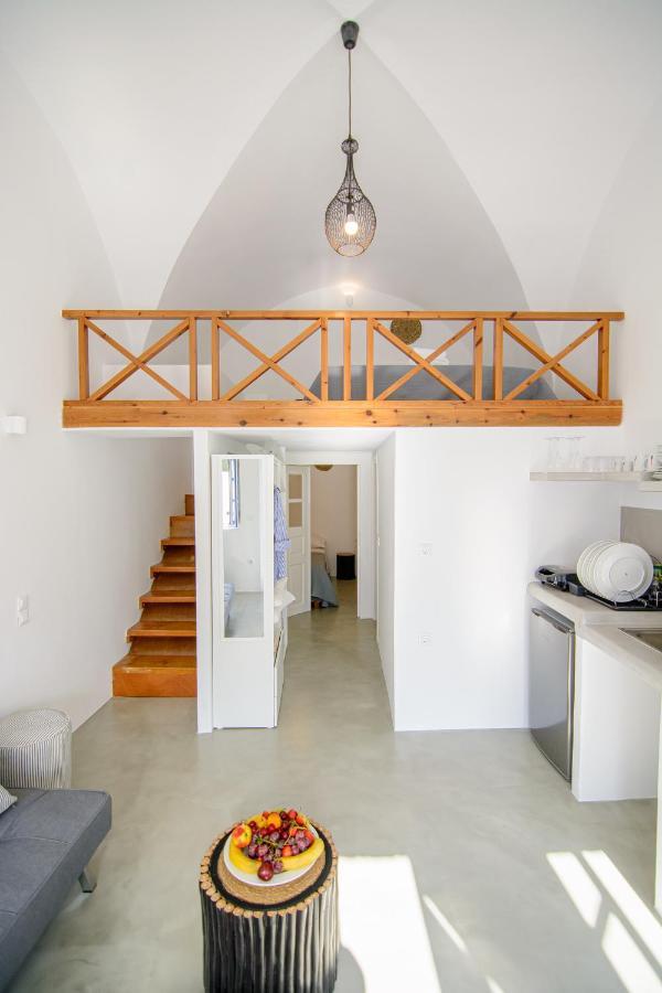 Arcadoia House *