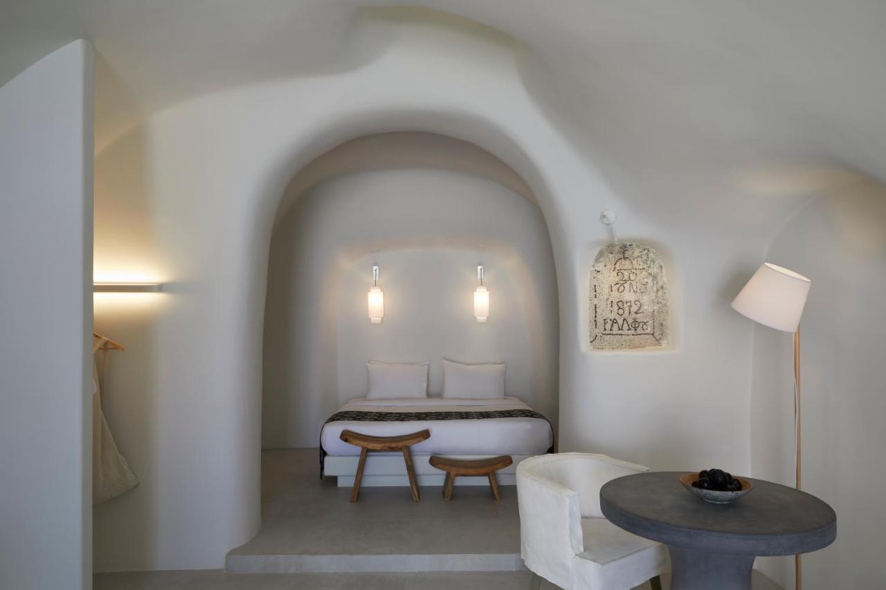 Elysian Santorini Villa